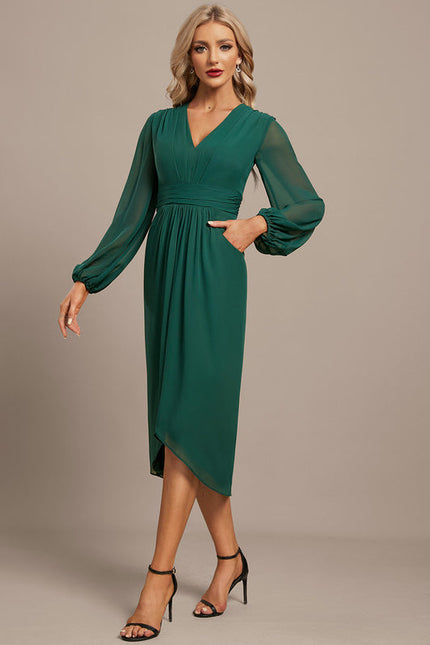 Robe Longue Verte Satinée À Manches Bouffantes