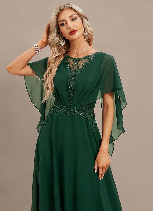 Robe Élégante Verte À Cape - gallery 1