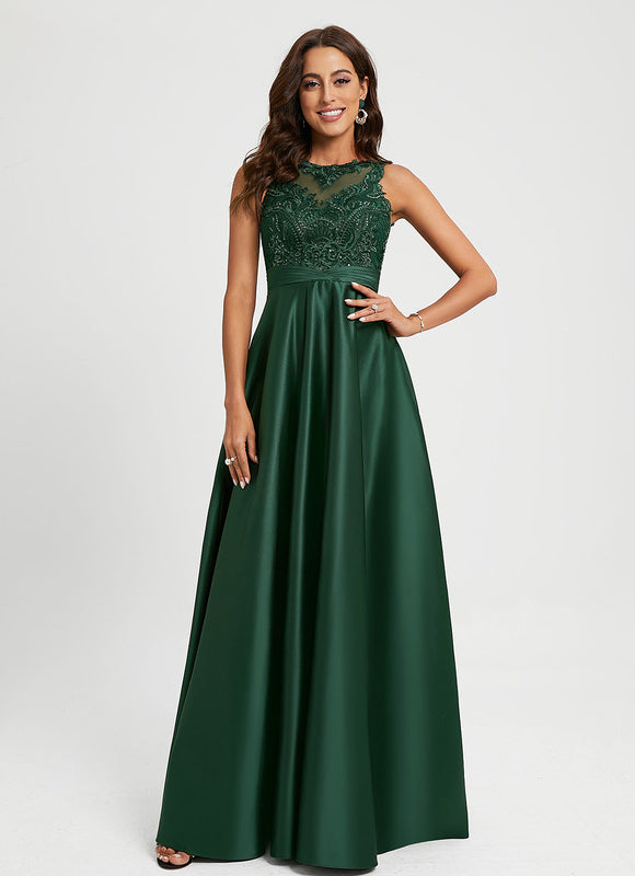 Robe Longue Verte Satinée À Broderies
