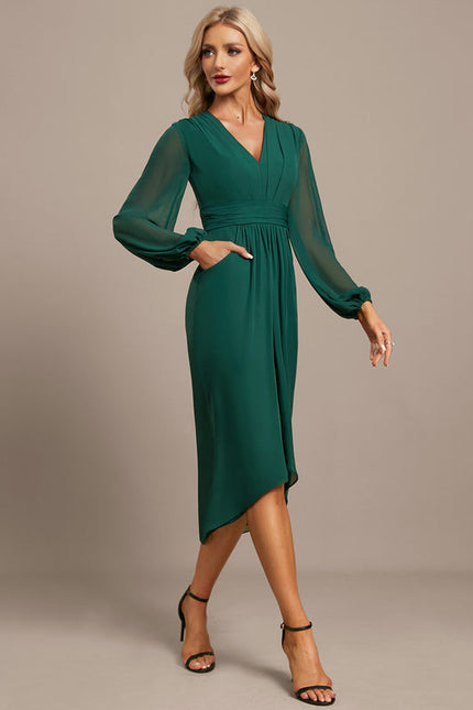 Robe Longue Verte Satinée À Manches Bouffantes - gallery 1