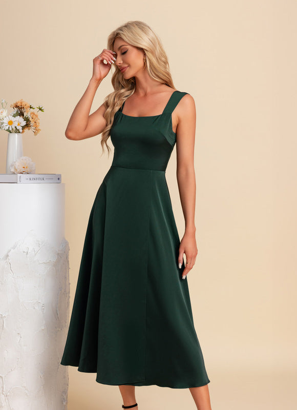 Robe Longue Verte Satinée Élégante - gallery 3