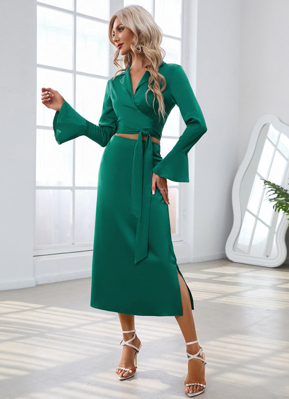Robe Satinée Chic À Manches Évasées