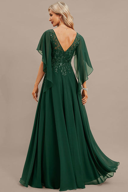 Robe Élégante Verte À Cape - gallery 6