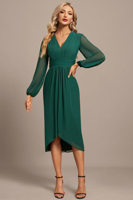 Robe Longue Verte Satinée À Manches Bouffantes - gallery 4